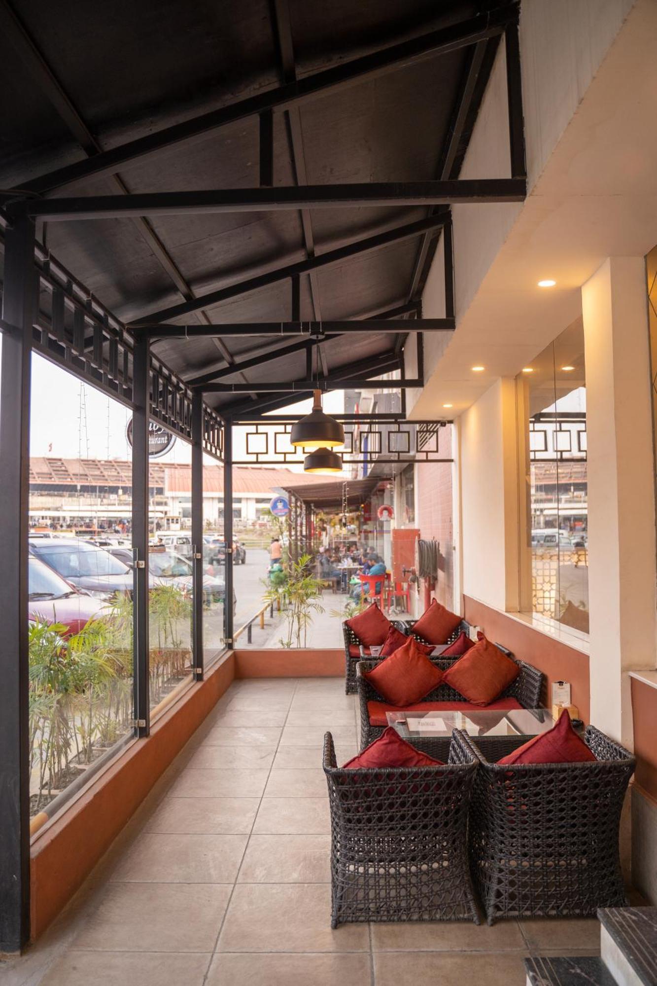 Hotel Black Diamond - Transit Point Inside Hotel Kathmandu Exterior photo